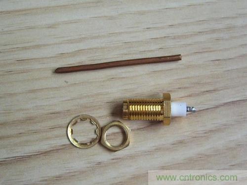 最簡單使用的天線——罐頭天線，可做正饋大鍋饋源！ 