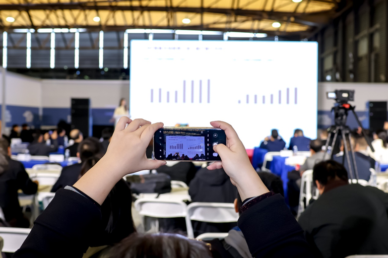 2025中國(guó)IC獨(dú)角獸論壇滬上啟幕,賦能半導(dǎo)體產(chǎn)業(yè)新未來 2025中國(guó)IC獨(dú)角獸論壇滬上啟幕,賦能半導(dǎo)體產(chǎn)業(yè)新未來